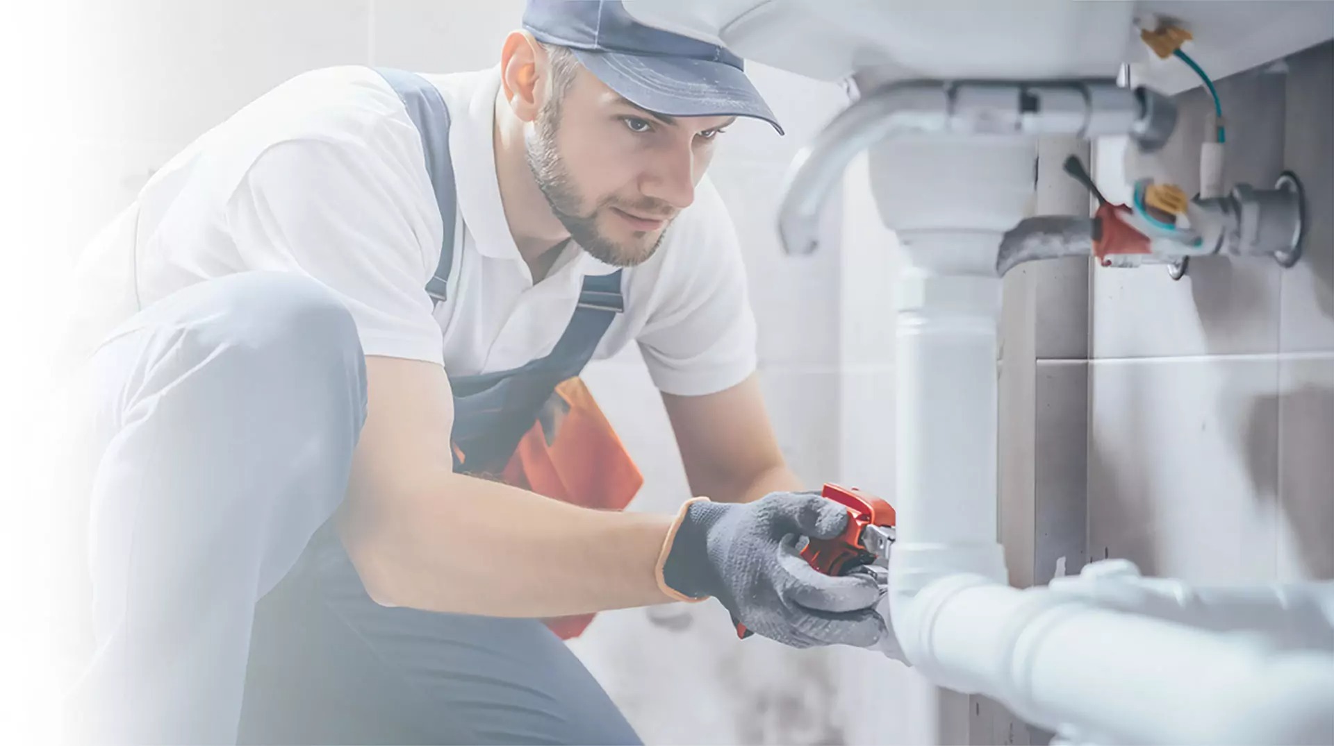 Intervention de notre artisan plombier pour l'installation et la pose de sanitaires 